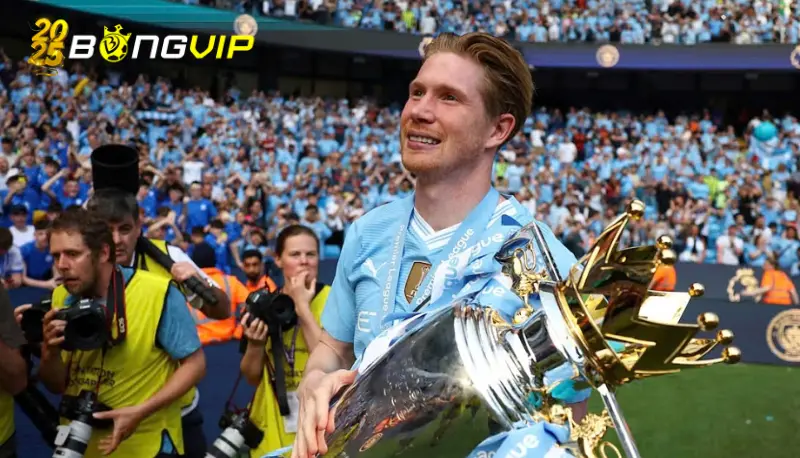 Quyết định De Bruyne tiếp tục thi đấu tại Ngoại hạng Anh